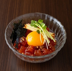 マグロの韓国風ユッケ