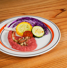 グリル野菜とビーツフムス