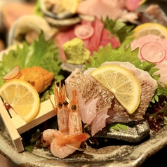 刺身8点豪華盛り