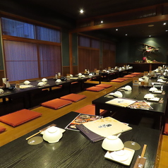 団体様大歓迎！大型宴会も可能です♪掘りごたつのお座敷は、落ち着いてお食事をお楽しみ頂けますので会社宴会にピッタリのお部屋です。足を伸ばしてごゆっくりとお過ごし頂けます♪会社宴会・歓迎会・送別会に。品数ごとのコースも多数ご用意！飲み放題の種類も豊富にご用意しておりますので、お気軽にお問合せ下さい★