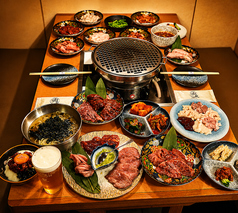 仲間と囲む焼肉で、最高の乾杯を。