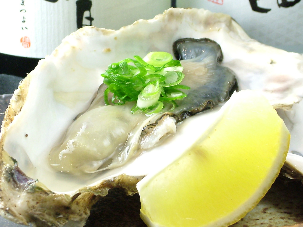 旬の牡蠣、人気です♪おはこでは季節の食材を美味しく頂けるメニューも豊富♪