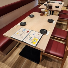 【～4名様】ご家族やご友人とのランチ＆ディナーに♪ソファータイプのお席も☆