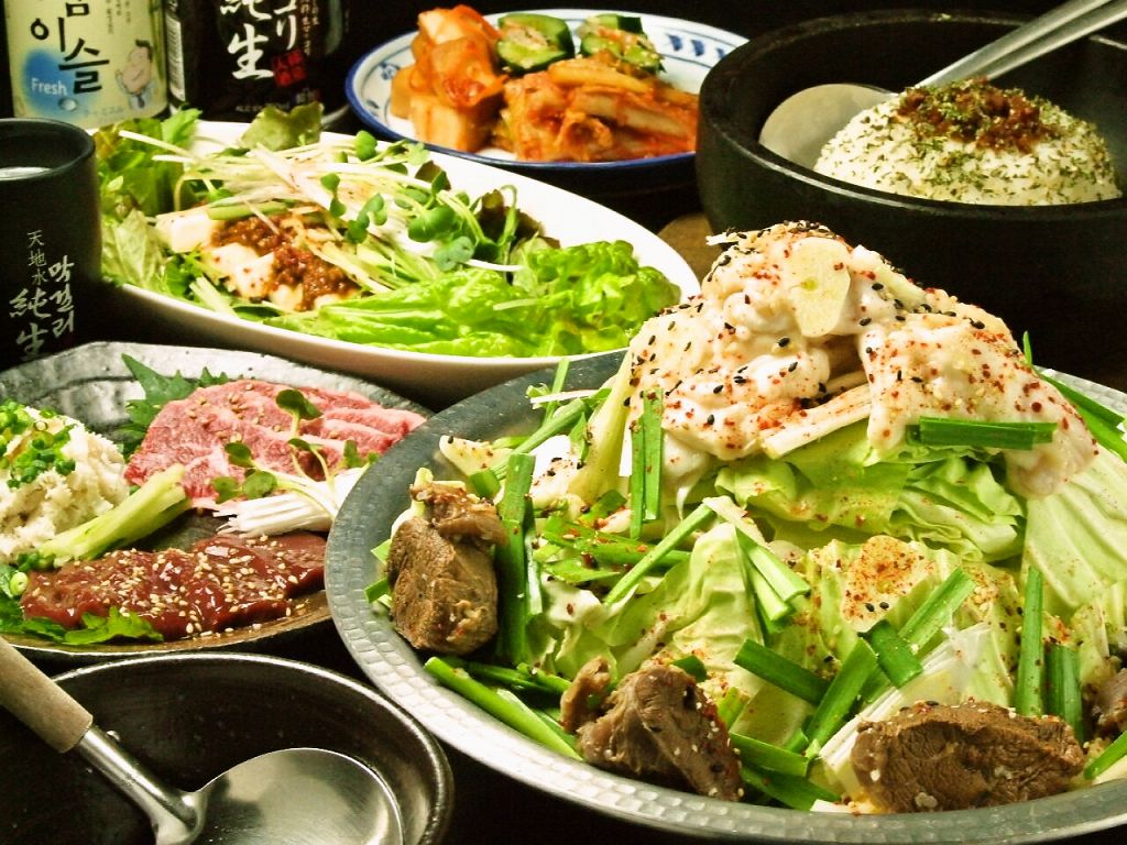 飲み放題付（１００分）もつ鍋コース￥３８５０！女性に大人気です！