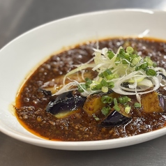 旬の食材を使った店主こだわりの逸品はお酒との相性◎