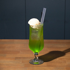 大人のメロンクリームソーダ