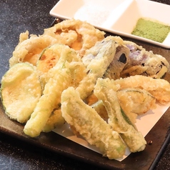 旬の野菜天ぷら盛り合わせ