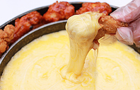 8種類から4種類選べる定番のUFOチキン