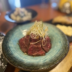 希少部位トモ三角を使用 楼外飯店のよだれ牛