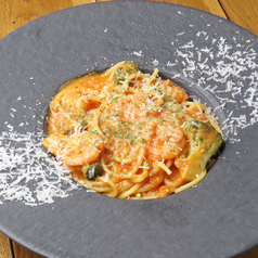 【まろやかで濃厚なコク】トマトの爽やかな酸味とクリームのコクが調和した絶品パスタ♪の写真