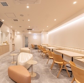 【お子様連れ大歓迎】広々としたレイアウトにより、圧迫感がなく、リラックスして過ごせる空間です◎お子様連れの方にも優しいカフェで、ベビーカーでのご来店も可能です★