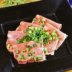 最高峰の牛タンのみを仕入れております！牛タン好きにはたまらない無敵のおやじの牛タン！