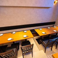 繋げて利用できるテーブル席♪グループでのお集まりに◎