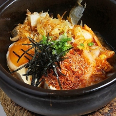 桜えびとキムチの石焼豆腐