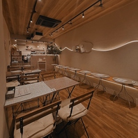 木の温もりを感じる、居心地の良いナチュラル空間♪