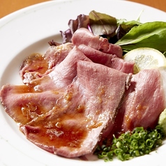 【名物】低温調理のローストビーフ