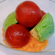 トマトアボカド食べる!人参ドレッシング