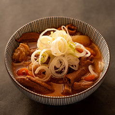 辛辛モツ煮込み