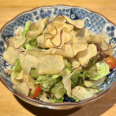 薩摩芋チップスのサクサクサラダ