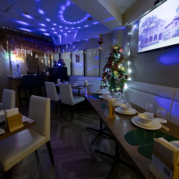 J&J Tambayan ジェーアンドジェータンバヤンの雰囲気1