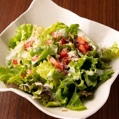 彩り野菜のシーザーサラダ