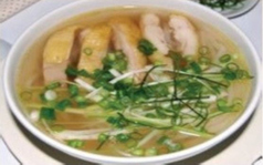 鶏肉入りのフォー