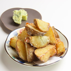 発酵バジルバターのポテトフライ