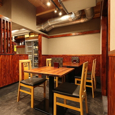 炭火とお肉 うしわか 天満本店の雰囲気3