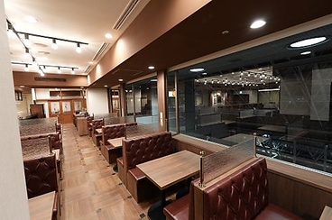 銀座ライオン ビヤレストラン 羽田マーケットプレイス店の雰囲気1