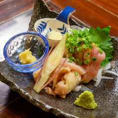鶏刺し 2点盛