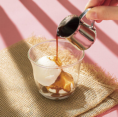 ココナッツアイスのアフォガート