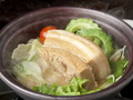 料理メニュー写真 県産豚のラフテー　タジン仕立て