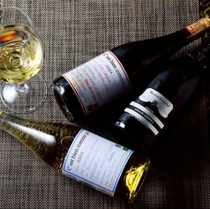 ナチュラルワインやスパークリングワインもの写真