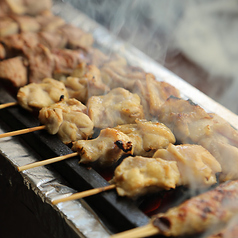 朝挽きの本格炭火焼き鳥