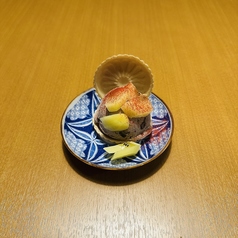 旬のフルーツのせ最中アイス