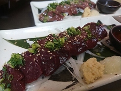 馬レバー刺