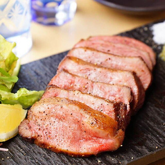 牛タンの藁焼き