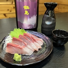【脂がのった極上の旨み】新鮮な魚介を満喫♪一度食べたら忘れられない濃厚な味わいのブリ刺身◎の写真
