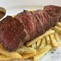 料理メニュー写真&nbsp;アンガス牛モモ肉のステーキ