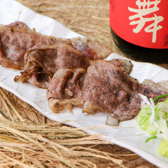 薄切り和牛の藁焼き