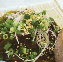 季節メニュー★絶品！生もずくつけ麺