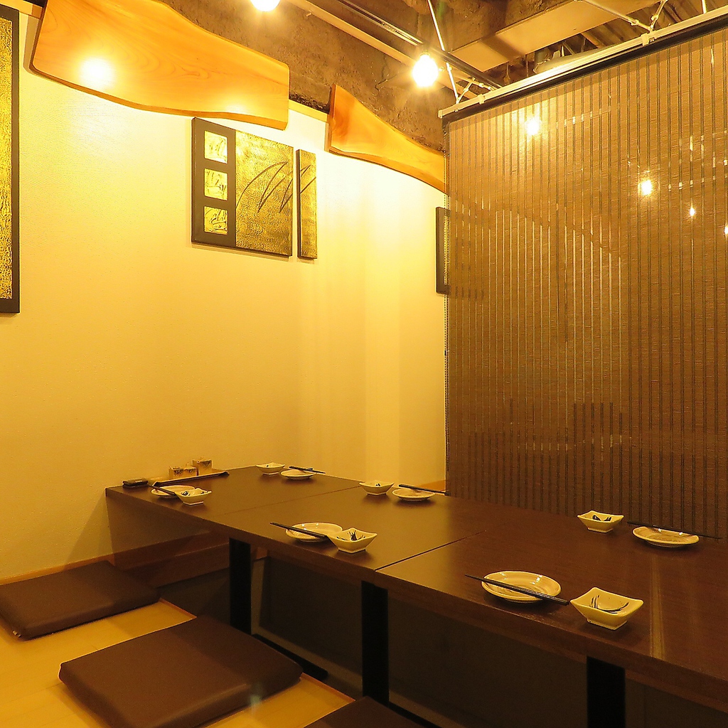 テーブル席や座敷、カウンターなどお席の種類が豊富☆