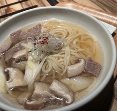 牛すじうどん