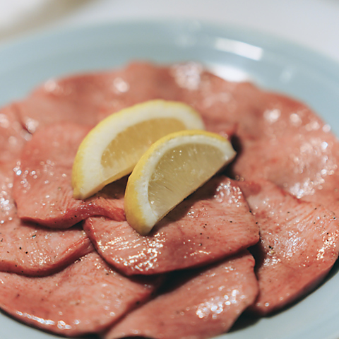 こだわり製法の盛岡冷麺と、店主が厳選して仕入れた上質な肉をお楽しみいただけます！