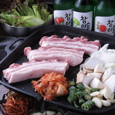 (3)一人前〈本格！極厚サムギョプサル(1)のセット内容＋〆のチーズポックンパ〉