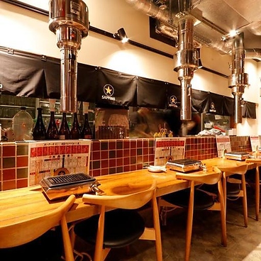 焼肉×ホルモン×居酒屋 稲田堤肉流通センターの雰囲気1