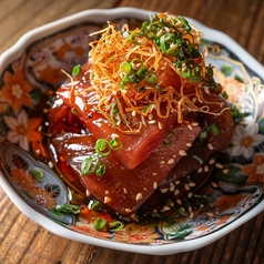 マグロの香味和え 紅ソース