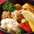 料理メニュー写真&nbsp;3色から揚げ丼