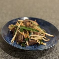 ハツともやしの炒め物