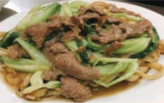 フォーと牛肉炒め